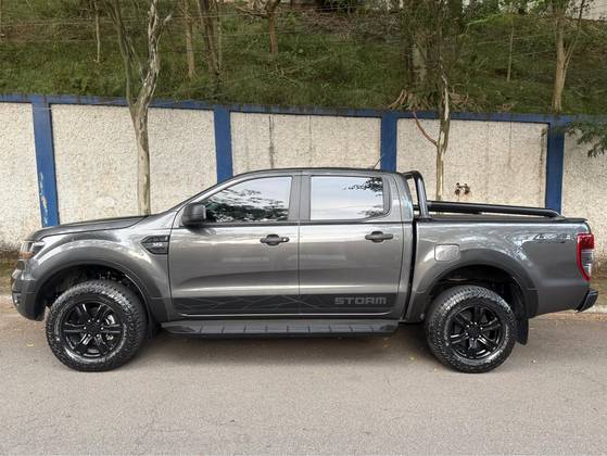 FORD RANGER 3.2 STORM 4X4 CD 20V DIESEL 4P AUTOMÁTICO